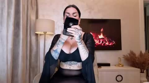 ElektraSheDemon online show from August 2026 06:48:02 AM