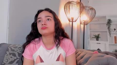 Elen CR online show from October 2025 07:35:02 PM