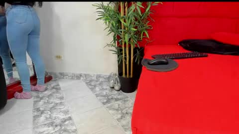 Elena  Derek online show from December 2024 12:30:01 PM