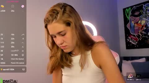 Snapshot of elena_grace chatting on June 2026 10:08:01 PM Jenny online show from June 2026 10:08:01 PM