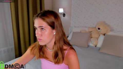 Snapshot of elena_grace chatting on July 2026 09:49:02 PM Jenny online show from July 2026 09:49:02 PM