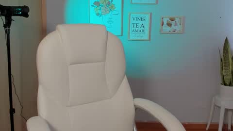 Elena online show from January 2025 08:11:02 PM