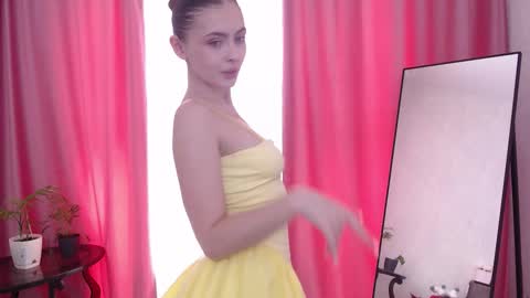 Elena online show from February 2026 09:09:02 AM