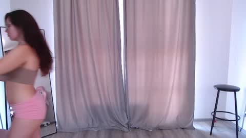 Elena online show from July 2026 07:03:01 AM