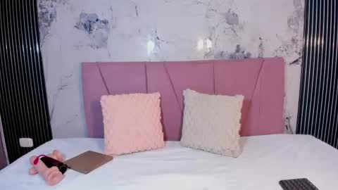 elena_wolff online show from July 2026 11:30:02 AM