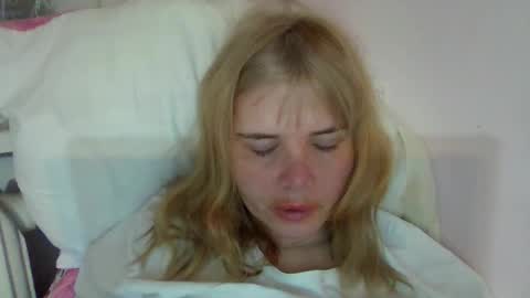 Snapshot of elenaflirt chatting on January 2026 07:11:01 PM Elena online show from January 2026 07:11:01 PM