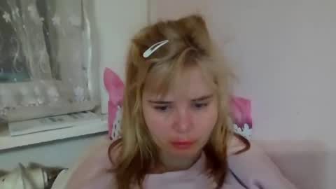 Snapshot of elenaflirt chatting on February 2026 05:49:02 PM Elena online show from February 2026 05:49:02 PM