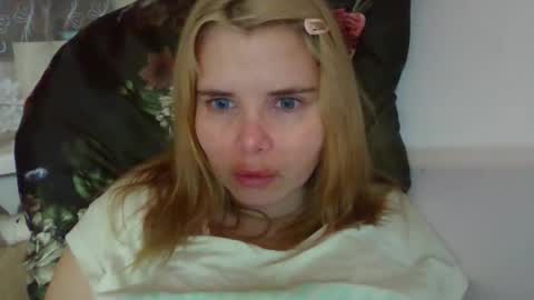 Snapshot of elenaflirt chatting on February 2026 04:45:02 PM Elena online show from February 2026 04:45:02 PM