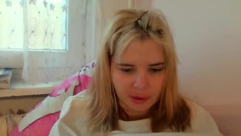 Snapshot of elenaflirt chatting on February 2026 03:52:02 PM Elena online show from February 2026 03:52:02 PM