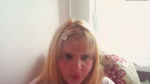 Snapshot of elenaflirt chatting on May 2026 12:22:02 PM Elena online show from May 2026 12:22:02 PM