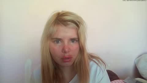 Snapshot of elenaflirt chatting on May 2026 03:31:02 PM Elena online show from May 2026 03:31:02 PM
