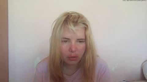 Snapshot of elenaflirt chatting on May 2026 03:09:01 PM Elena online show from May 2026 03:09:01 PM