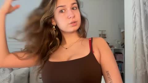 Elena online show from June 2026 03:47:01 PM