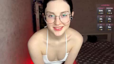 Snapshot of eleniswackhammer chatting on January 2026 09:18:02 PM Annie PVT IS OPEN online show from January 2026 09:18:02 PM
