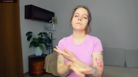 Margo online show from October 2025 07:09:01 AM