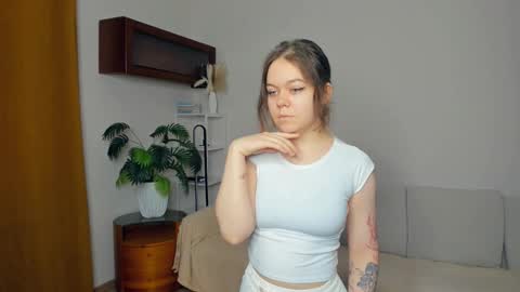 Margo online show from October 2025 07:05:02 AM