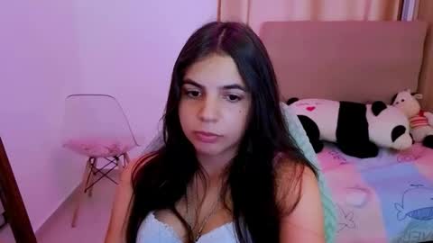 Snapshot of elenna_hotx chatting on April 2026 07:07:02 PM agnes online show from April 2026 07:07:02 PM