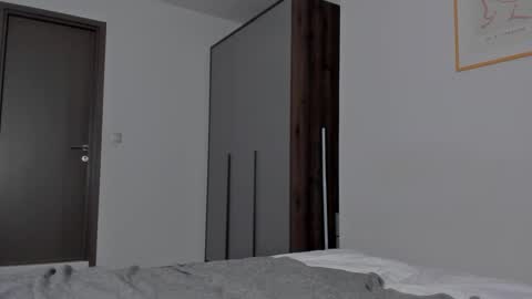 Snapshot of eleonora_linn_ chatting on February 2025 12:03:02 PM Eleonora online show from February 2025 12:03:02 PM