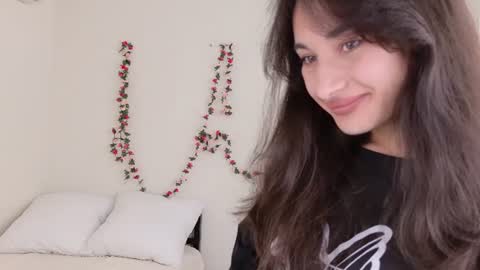 eleonoraa_sun online show from July 2026 01:37:01 PM