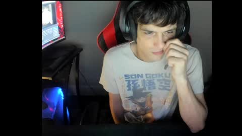 Snapshot of elephantrunkman chatting on January 2025 04:21:01 AM elephantrunkman online show from January 2025 04:21:01 AM