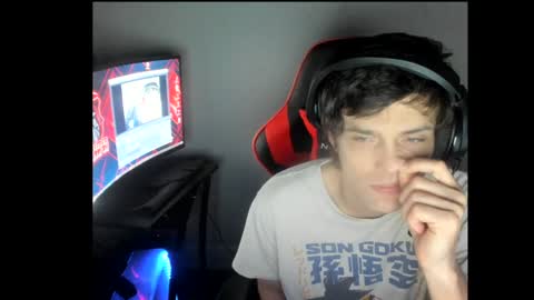 Snapshot of elephantrunkman chatting on January 2025 05:01:02 AM elephantrunkman online show from January 2025 05:01:02 AM