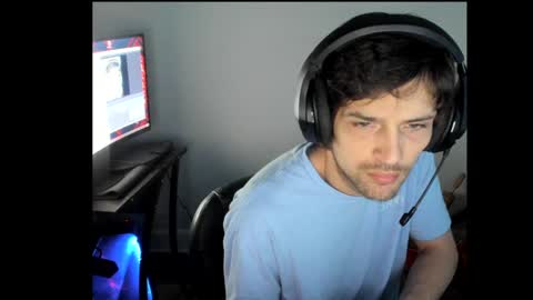 Snapshot of elephantrunkman chatting on January 2025 07:21:01 PM elephantrunkman online show from January 2025 07:21:01 PM