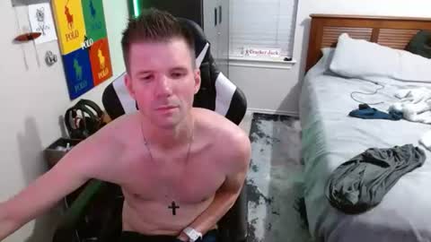 Snapshot of elevatetlb chatting on December 2025 06:31:01 AM Walker online show from December 2025 06:31:01 AM