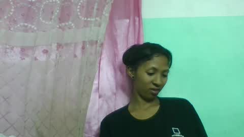 eliah193653 online show from May 2026 07:48:01 AM