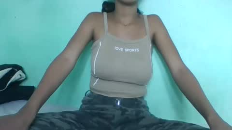 Snapshot of eliahsexy chatting on February 2026 07:05:02 AM eliahsexy online show from February 2026 07:05:02 AM