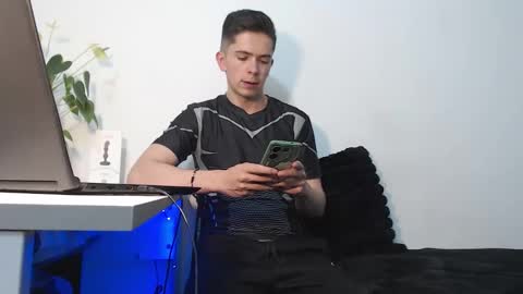 Elian online show from March 2026 11:20:02 PM