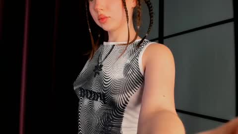 Ella online show from December 2024 03:09:01 AM