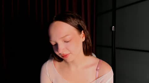 Ella online show from December 2024 03:04:01 AM