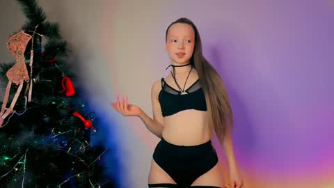 Ella online show from December 2024 04:33:02 AM