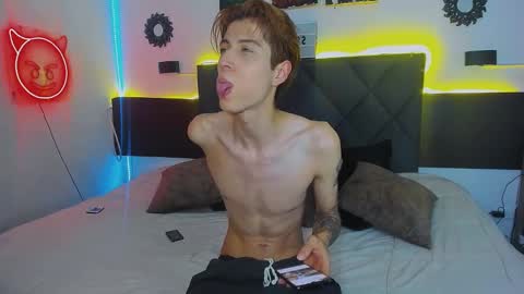 eliann_adam online show from January 2025 06:27:02 AM