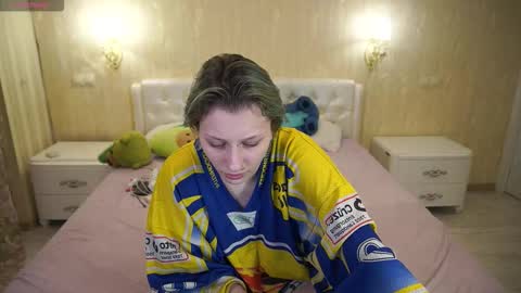 Luna online show from February 2026 12:18:02 AM