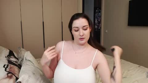 Elise online show from May 2026 02:20:02 AM