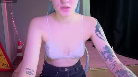 elieiza_xo online show from July 2026 09:12:01 AM