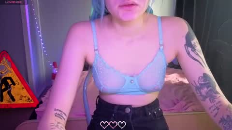elieiza_xo online show from July 2026 09:11:02 AM