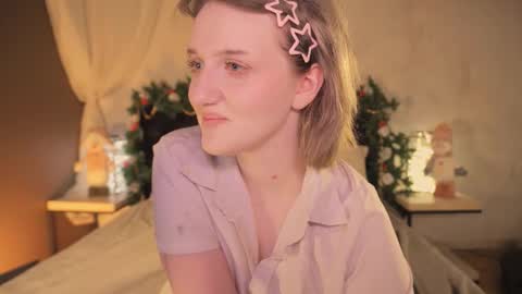 Ellie online show from December 2025 05:36:02 AM