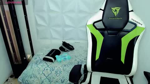 bby-santy online show from December 2024 01:06:01 PM