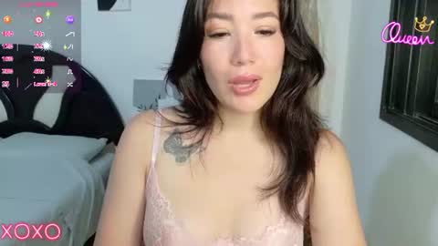 eliiih_ online show from July 2026 10:13:02 AM