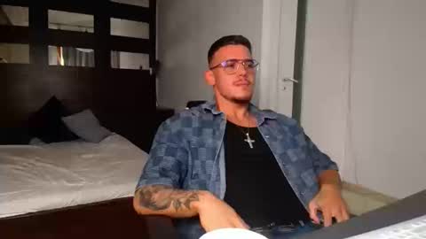 ElijahThorne online show from March 2026 09:26:01 AM