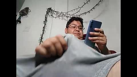 elimposstor online show from December 2024 03:09:01 AM