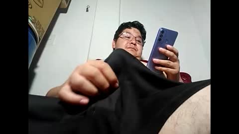 elimposstor online show from February 2025 04:10:01 AM