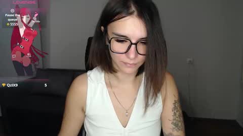 Snapshot of elina_posh chatting on December 2025 04:05:01 PM Liza online show from December 2025 04:05:01 PM