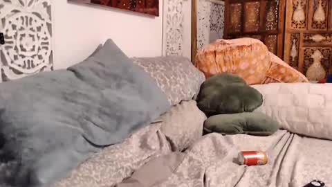 Snapshot of elinah_hanile chatting on November 2025 04:00:01 AM Elinah online show from November 2025 04:00:01 AM