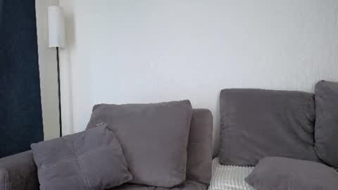 Elna and Tom online show from July 2026 01:34:01 AM