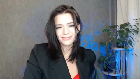 Elina online show from April 2026 10:45:01 PM