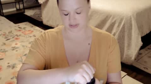 ElinaReign   online show from March 2026 07:47:01 AM