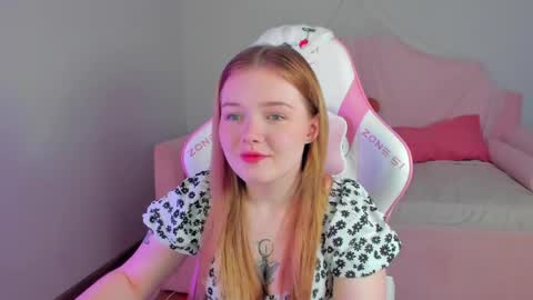 elinavale online show from May 2026 05:07:02 PM